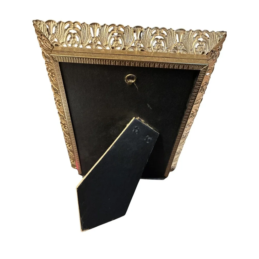 VTG 5x7 Gold Filigree Picture Frame Ornate Metal Scrollwork Hollywood Regency